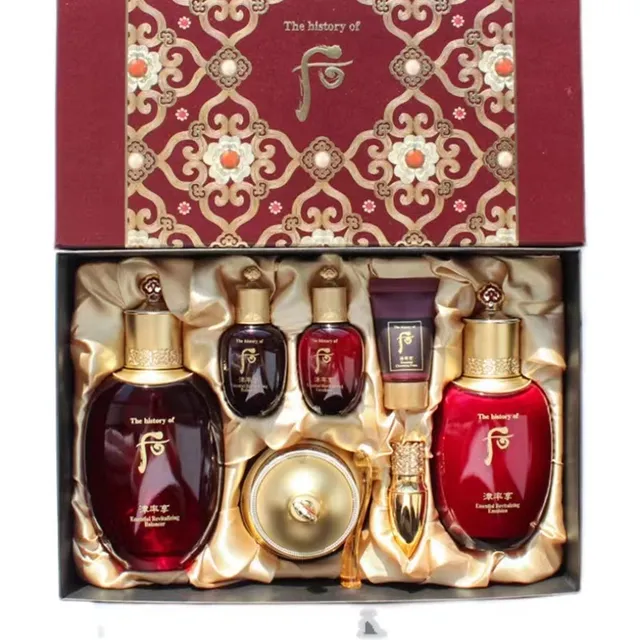 后津率享七件套装 规格:水150ml 乳110ml 面霜30ml 口红 水20ml 乳20ml 洁面13ml